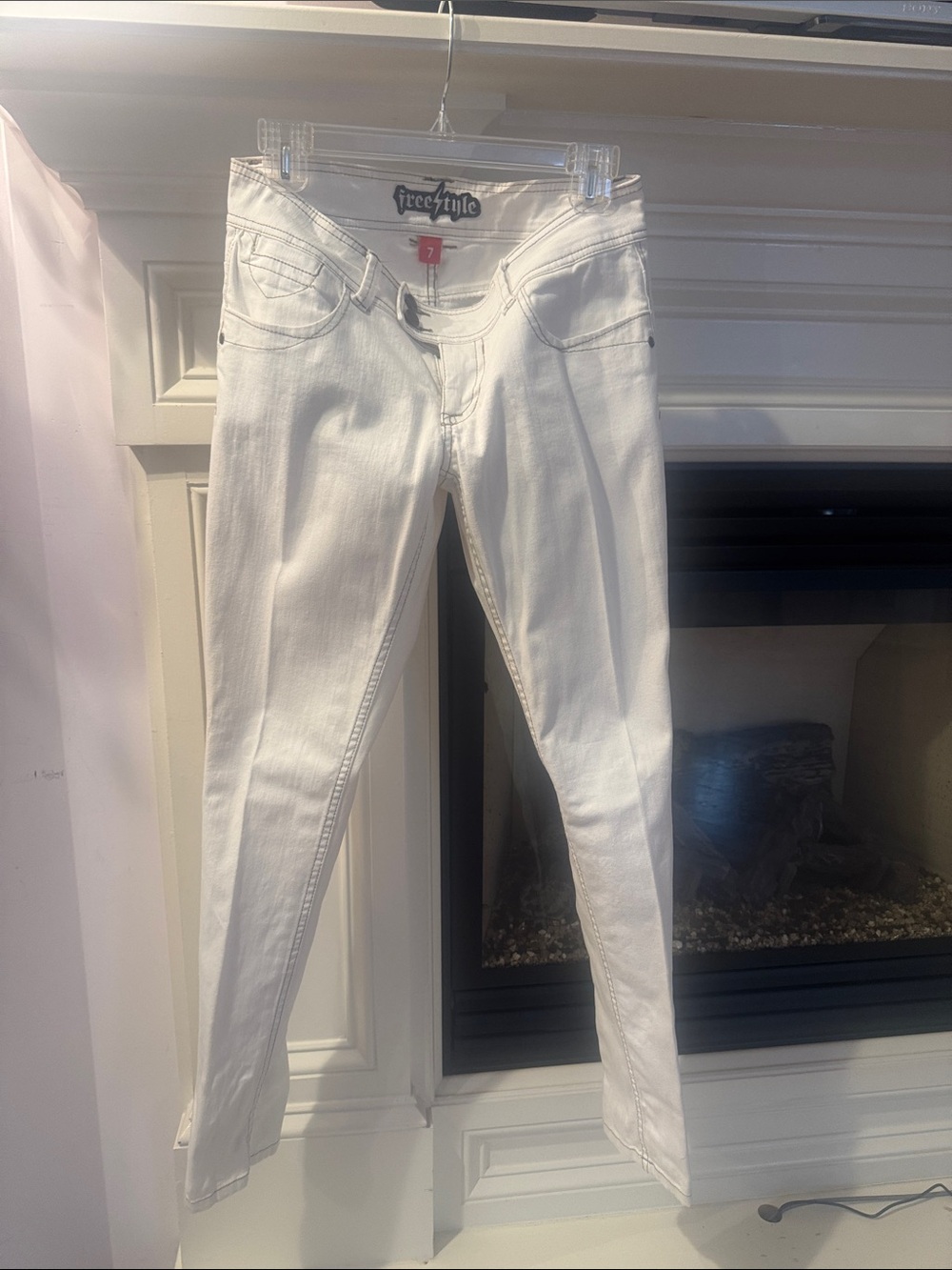 Freestyle White Women's Skinny Jeans